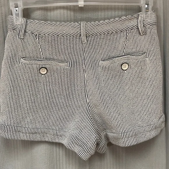 Marc by Marc Jacobs Size 2 Shorts - Picture 2 of 5